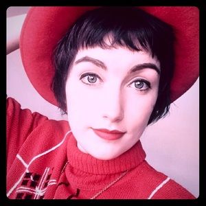 Meet your Posher, Abbie